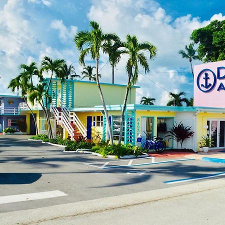 Drop Anchor Resort & Marina イスラモラダ エクステリア 写真