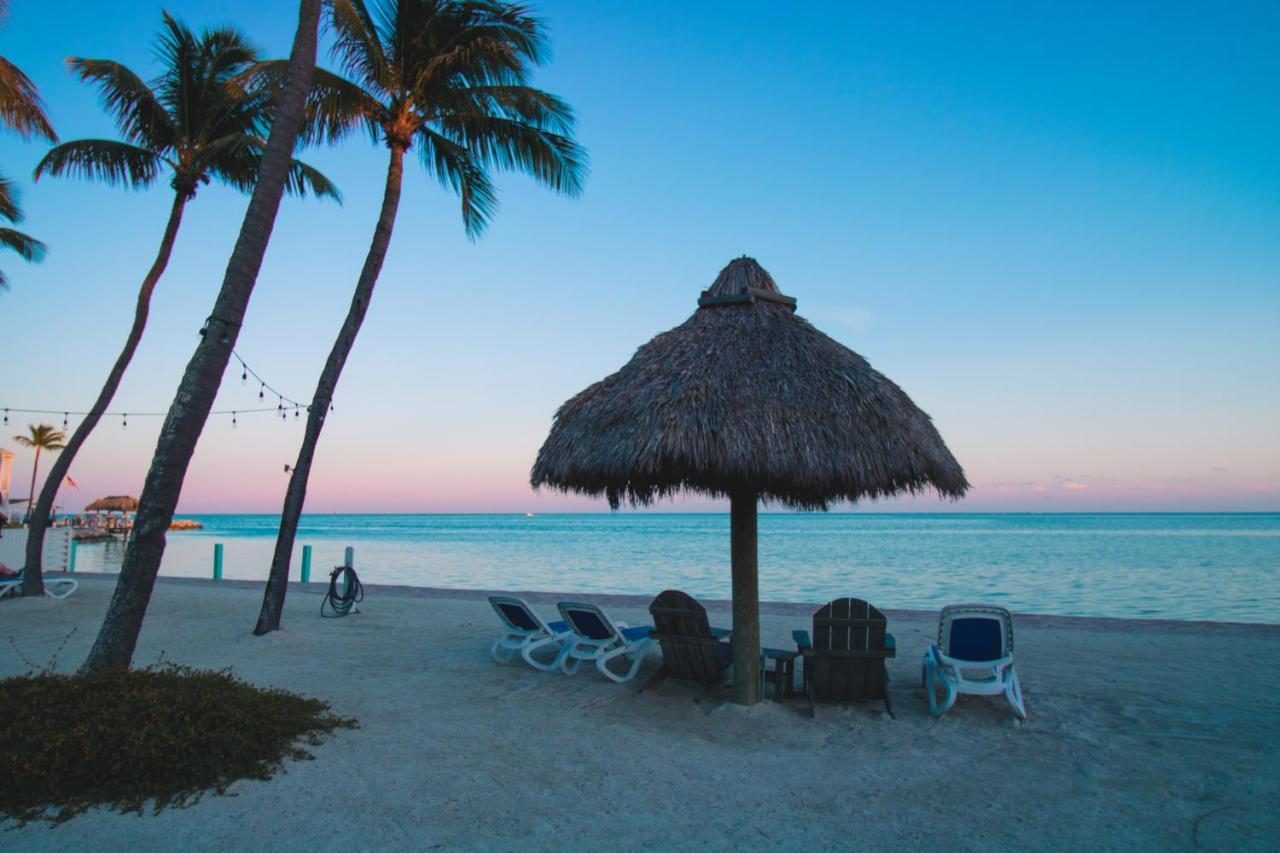 Drop Anchor Resort & Marina イスラモラダ エクステリア 写真