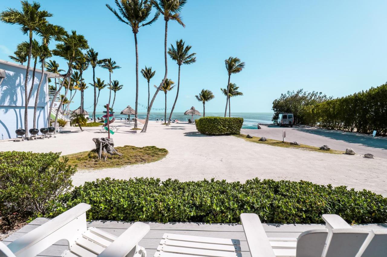 Drop Anchor Resort & Marina イスラモラダ エクステリア 写真