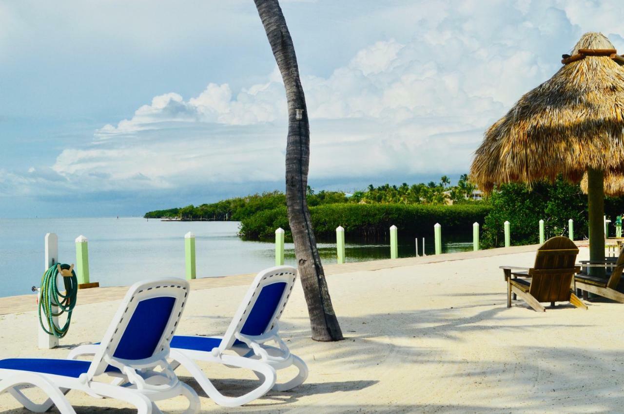 Drop Anchor Resort & Marina イスラモラダ エクステリア 写真